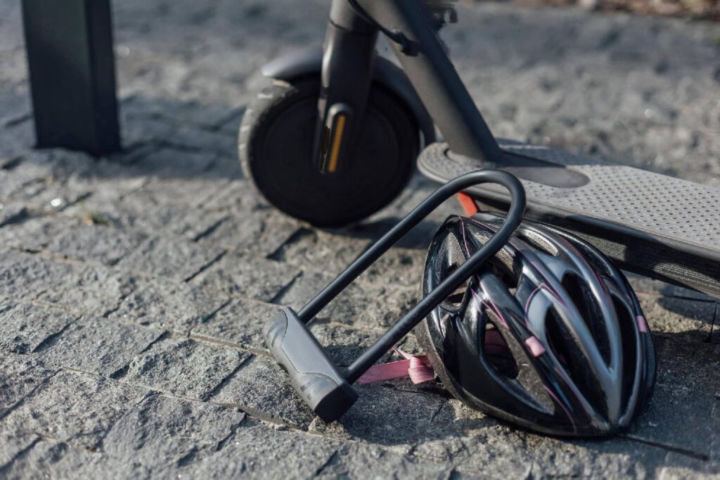 candado seguridad scooters eléctricos